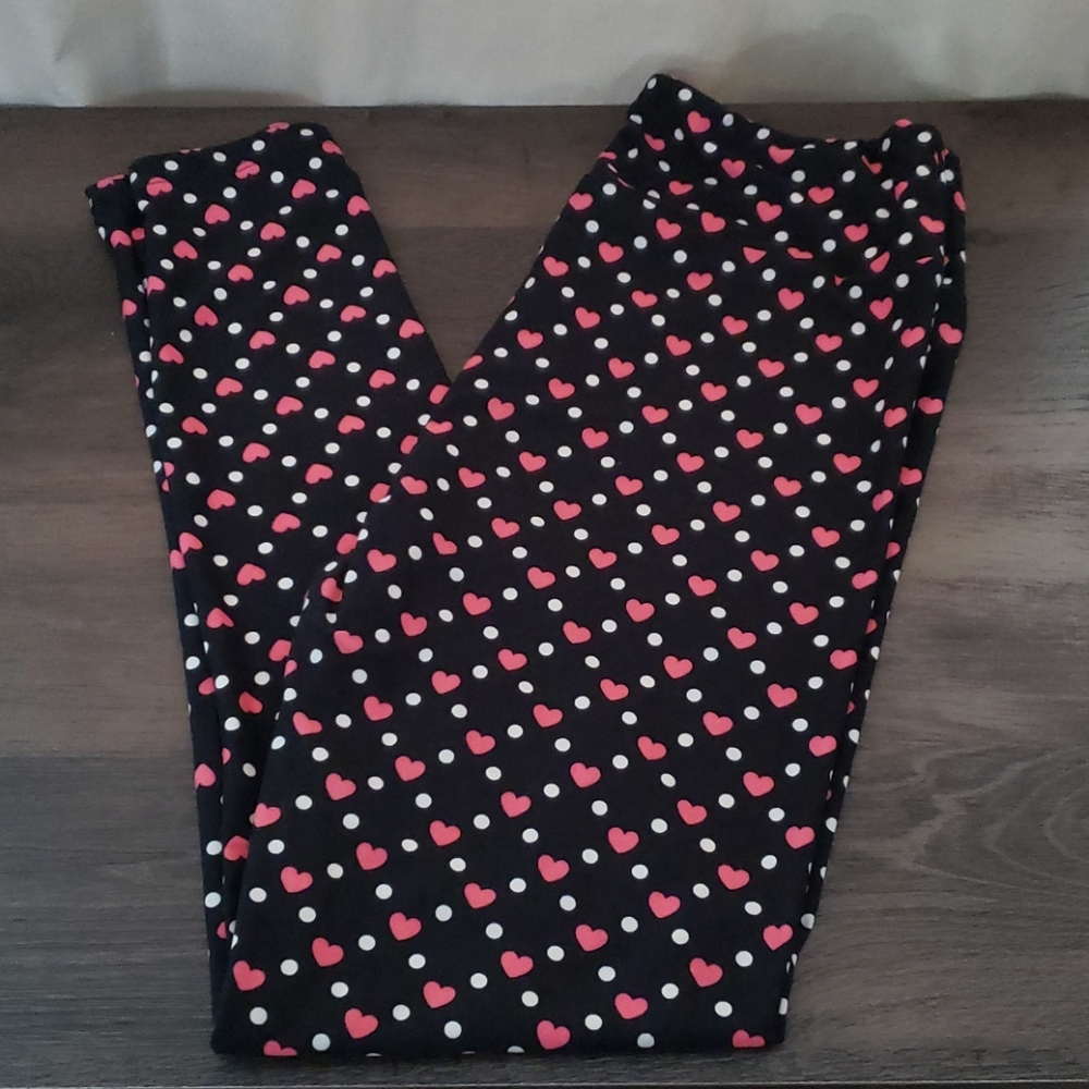 LulaRoe leggings, hearts one size